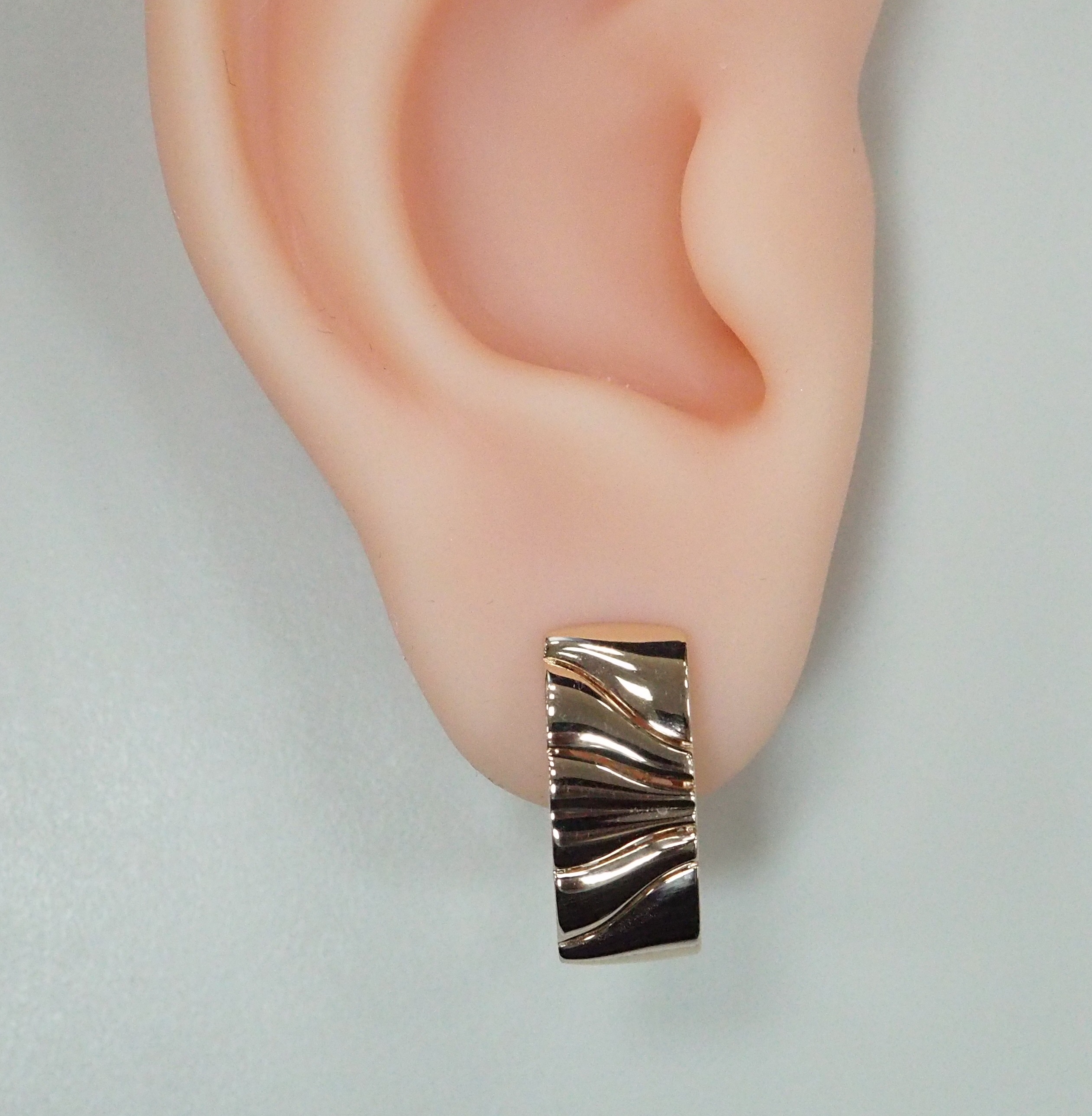 Серьги из золота